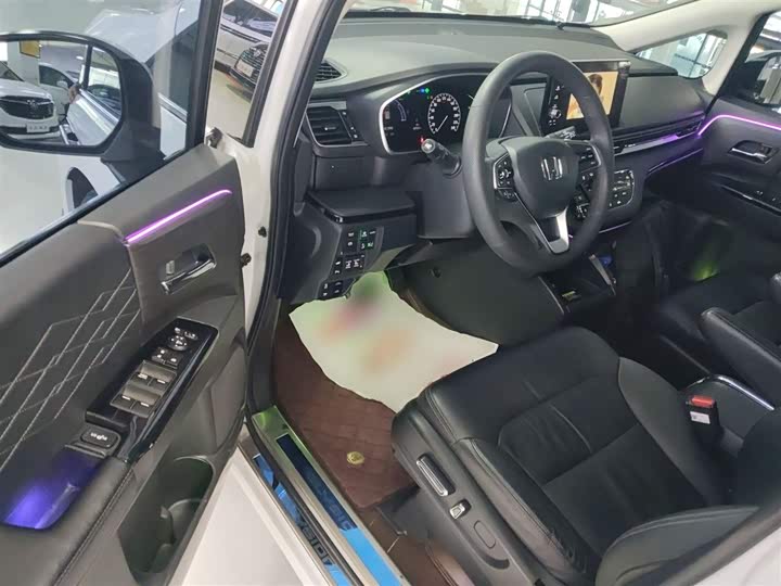 Фото 16 - Honda Elysion