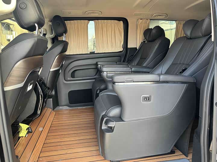 Фото 6 - Mercedes-Benz Vito