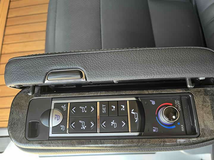 Фото 7 - Mercedes-Benz Vito