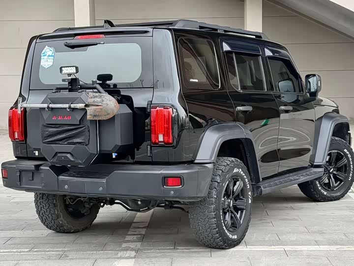 Фото 6 - Tank 300