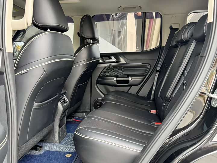 Фото 9 - Tank 300