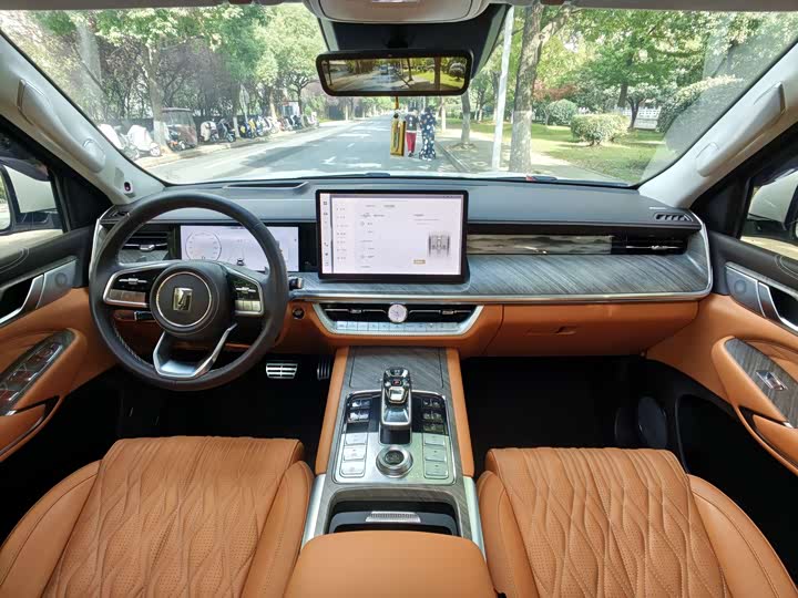 Фото 6 - Tank 500