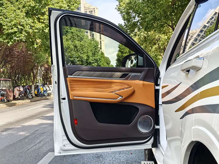 Фото 7 - Tank 500