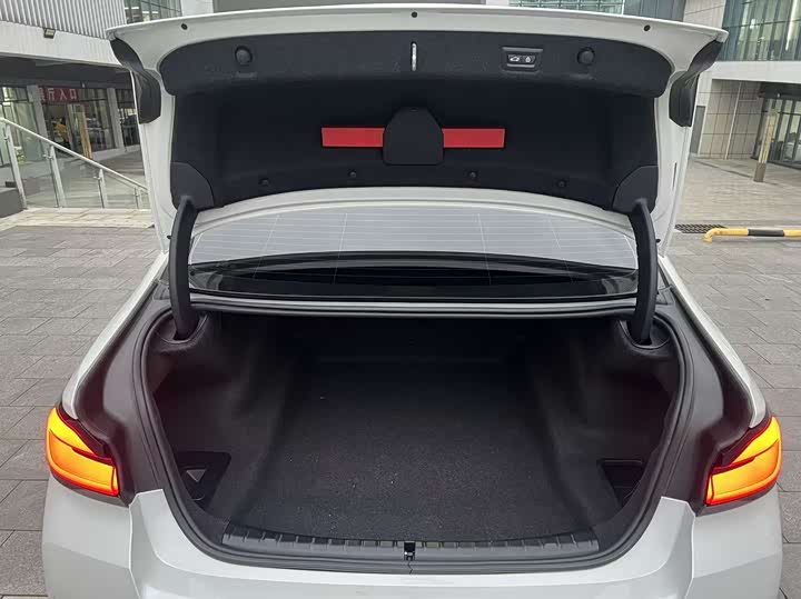 Фото 11 - BMW 5 Series