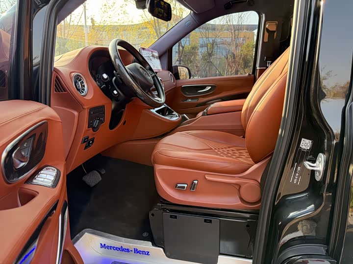 Фото 11 - Mercedes-Benz Vito