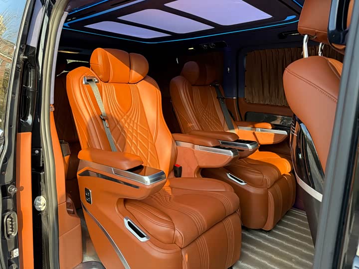 Фото 13 - Mercedes-Benz Vito