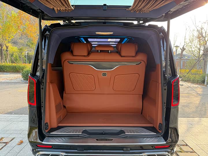 Фото 18 - Mercedes-Benz Vito