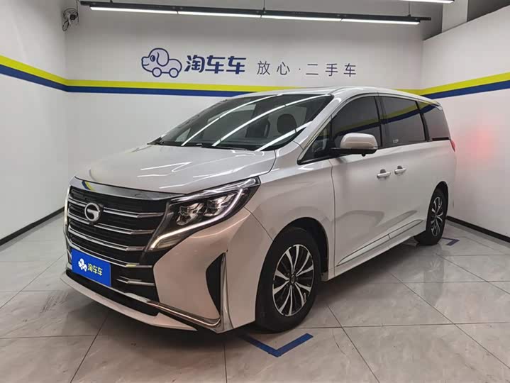 Фото 1 - GAC Trumpchi M8