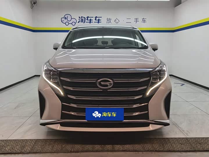 Фото 2 - GAC Trumpchi M8