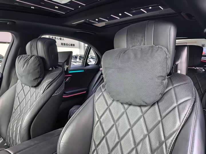 Фото 8 - Mercedes-Benz S-Class