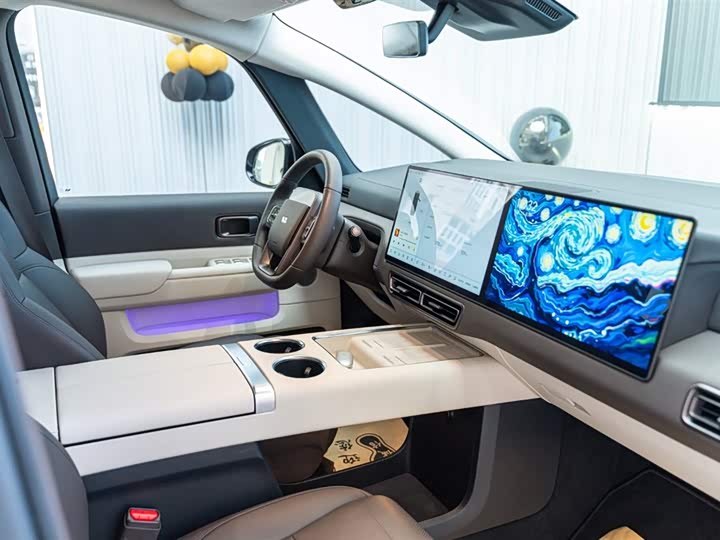 Фото 22 - LiXiang Mega