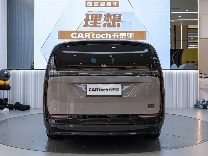 Фото 7 - LiXiang Mega