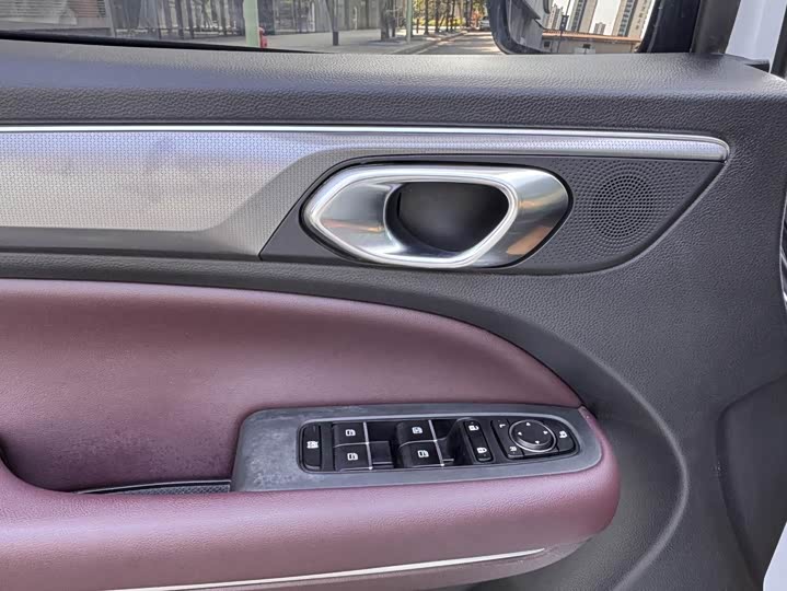 Фото 5 - GAC Trumpchi M6