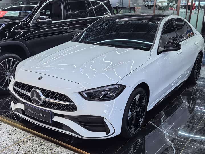 Фото 1 - Mercedes-Benz C-Class