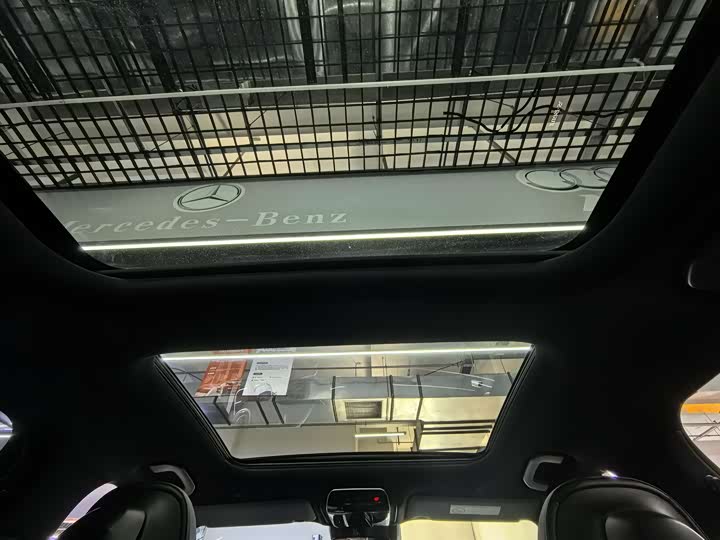 Фото 18 - Mercedes-Benz C-Class