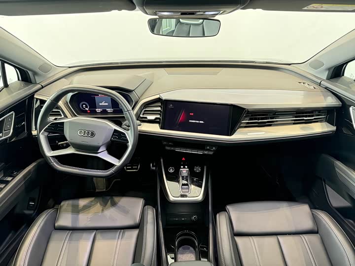 Фото 7 - Audi Q4 e-tron