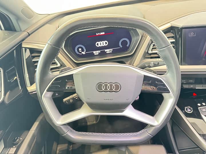 Фото 9 - Audi Q4 e-tron
