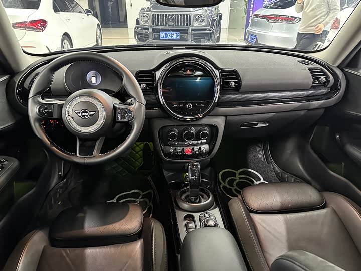 Фото 4 - Mini Clubman