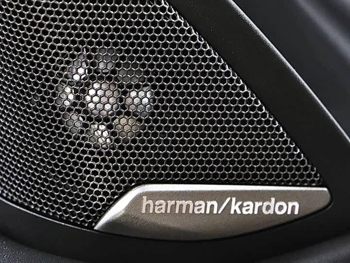 Фото 18 - BMW M4