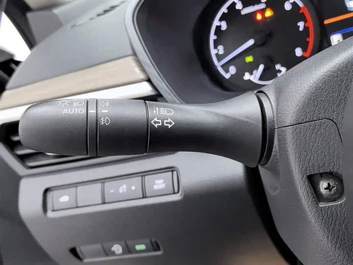 Фото 21 - Nissan Teana