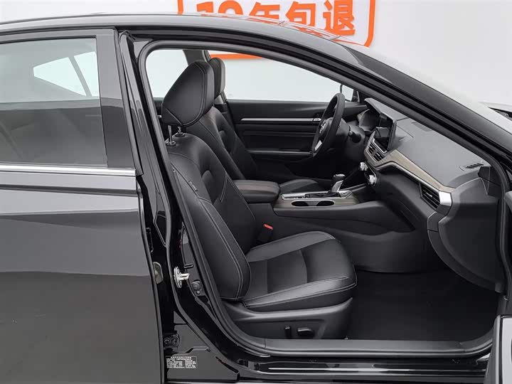 Фото 23 - Nissan Teana