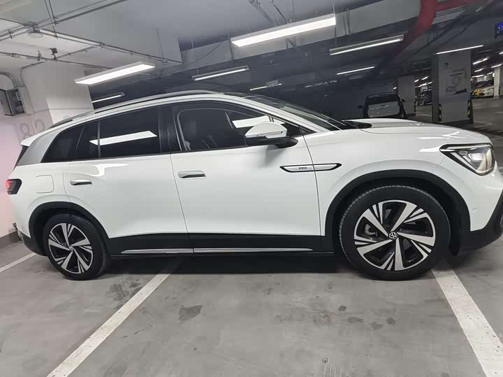 Фото 4 - Volkswagen ID.6 Crozz