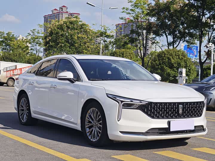 Фото 3 - Bestune B70