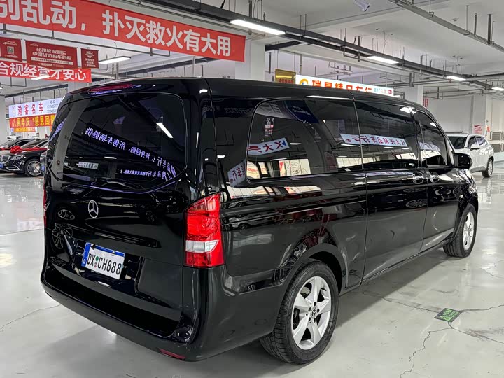 Фото 7 - Mercedes-Benz Vito