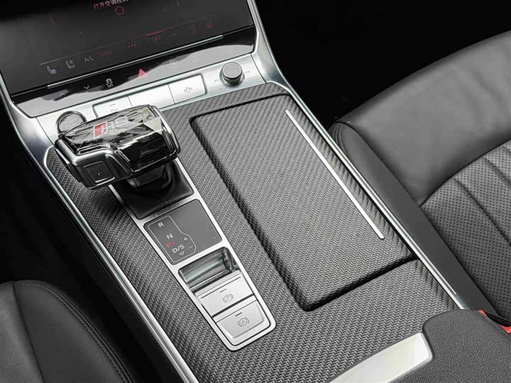 Фото 20 - Audi A6