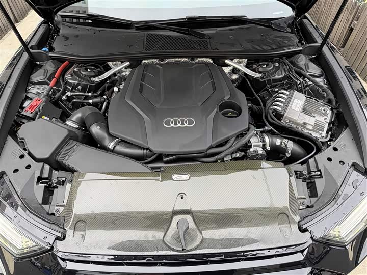 Фото 26 - Audi A6