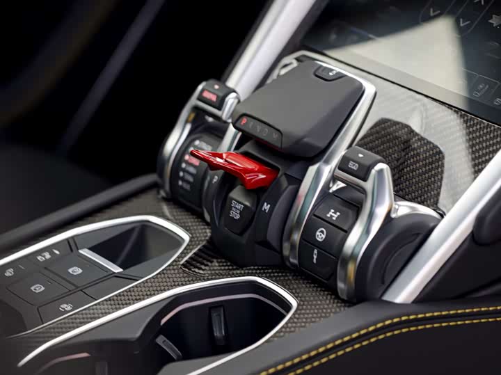 Фото 6 - Lamborghini Urus