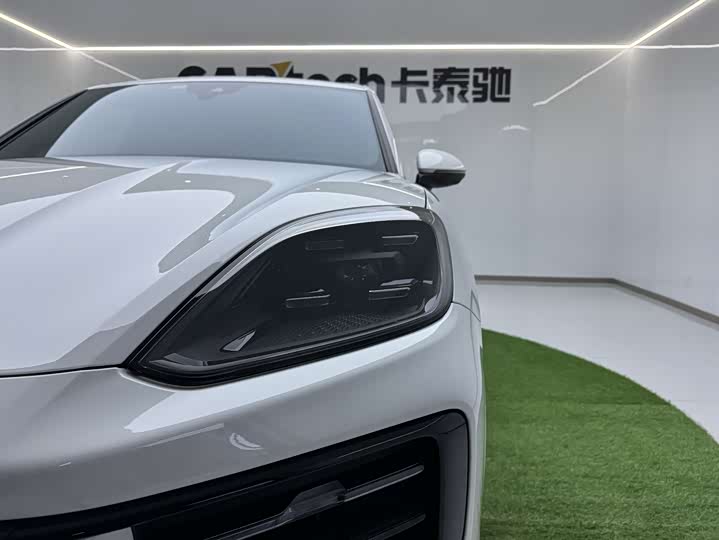 Фото 27 - Porsche Cayenne