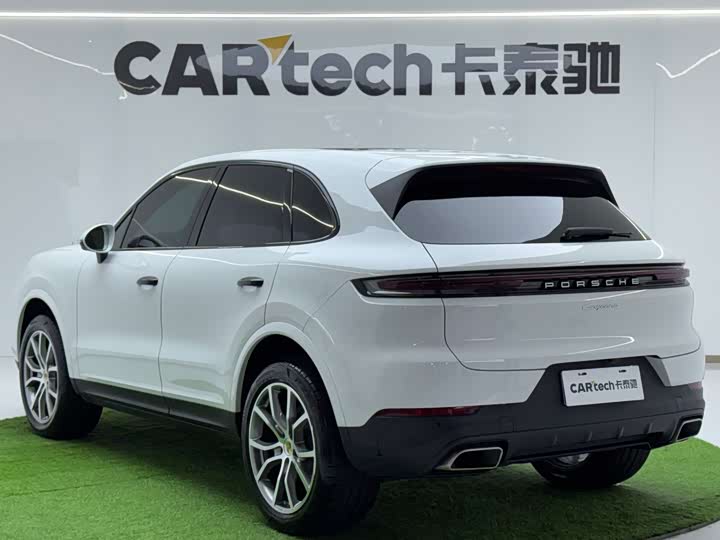 Фото 5 - Porsche Cayenne