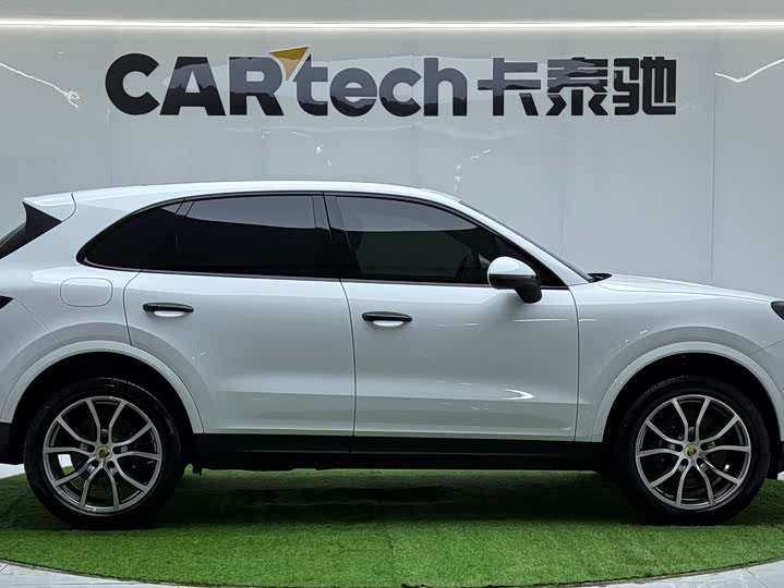 Фото 6 - Porsche Cayenne