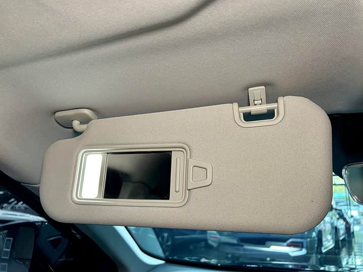 Фото 21 - Hozon U