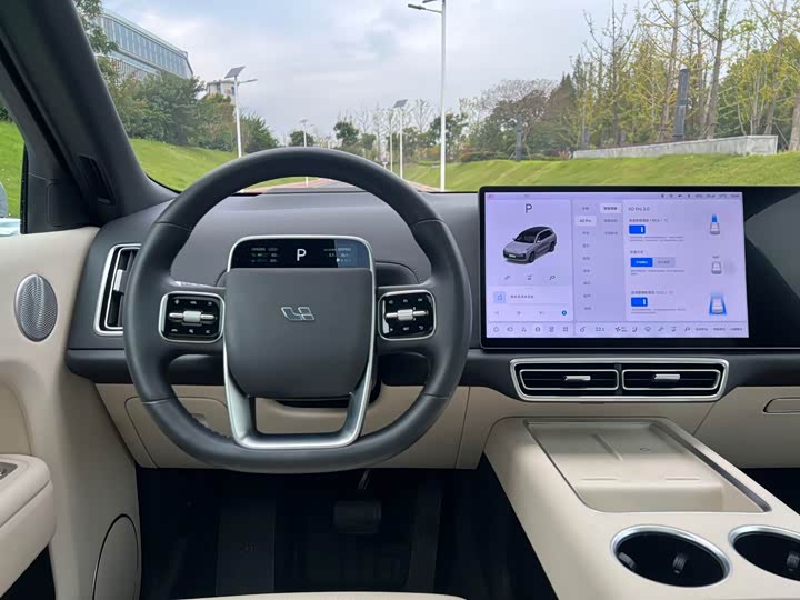 Фото 11 - LiXiang L8