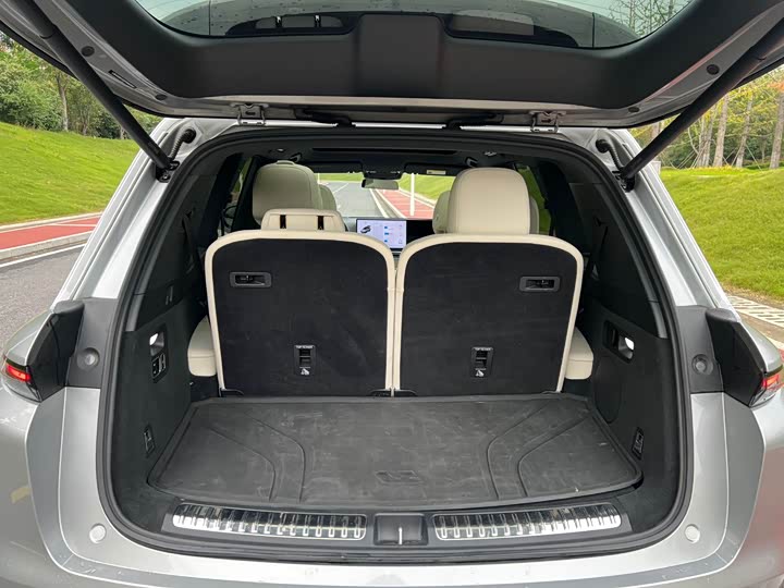 Фото 15 - LiXiang L8