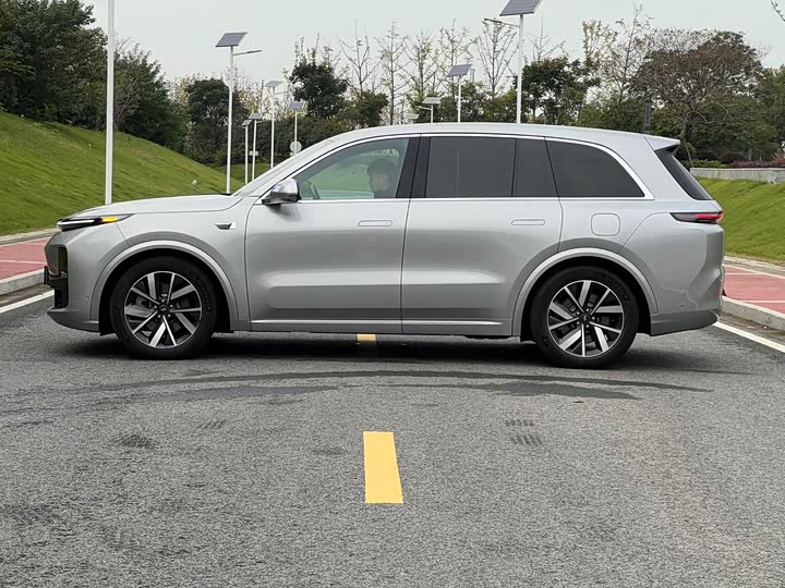 Фото 5 - LiXiang L8