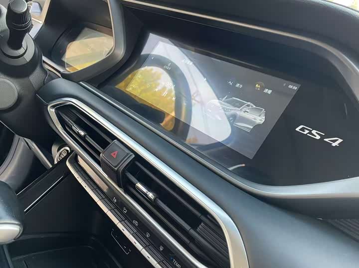 Фото 9 - GAC Trumpchi GS4