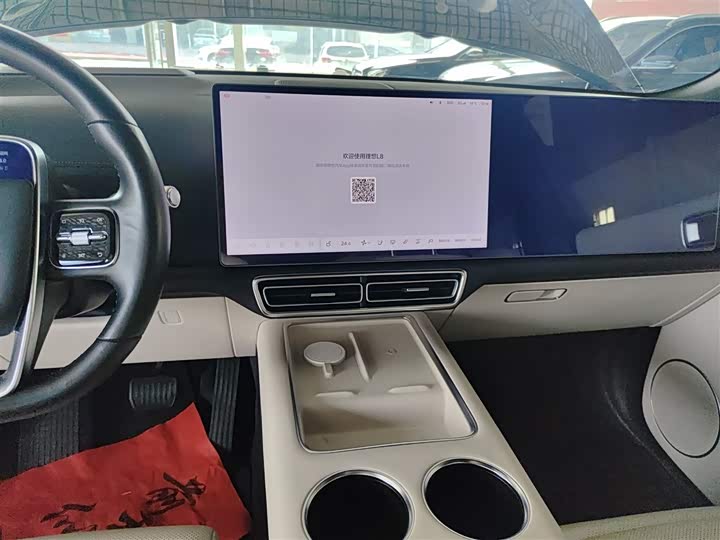 Фото 13 - LiXiang L8