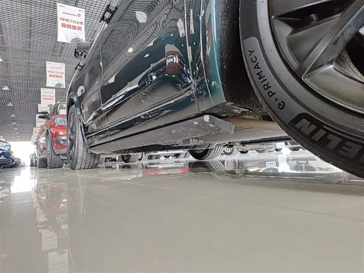 Фото 21 - LiXiang L8