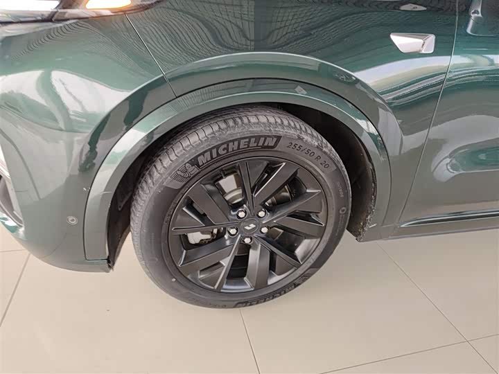 Фото 23 - LiXiang L8