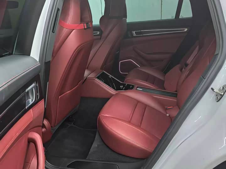 Фото 4 - Porsche Panamera