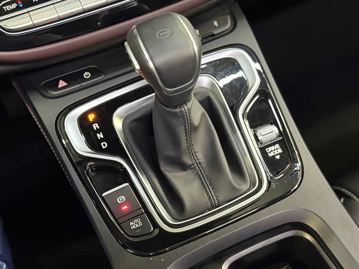 Фото 10 - GAC Trumpchi M6