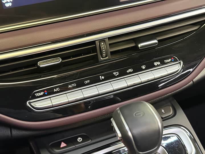 Фото 11 - GAC Trumpchi M6