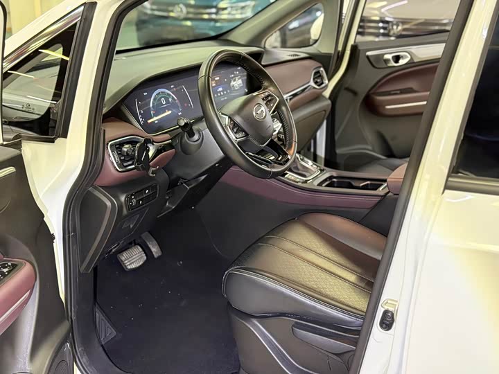 Фото 4 - GAC Trumpchi M6