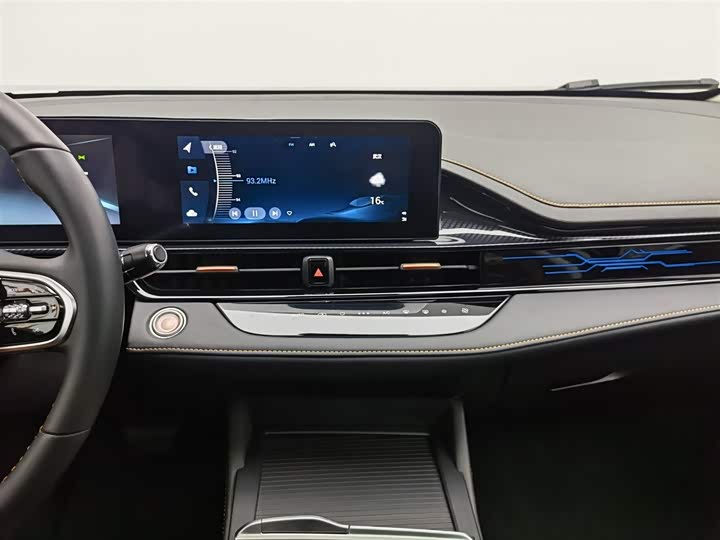 Фото 12 - Chery Omoda S5 GT (Arrizo 5 GT)