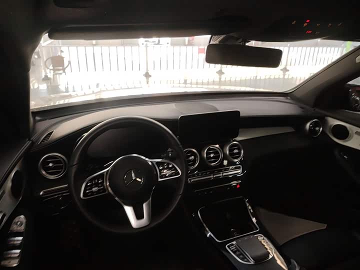 Фото 12 - Mercedes-Benz GLC-Class