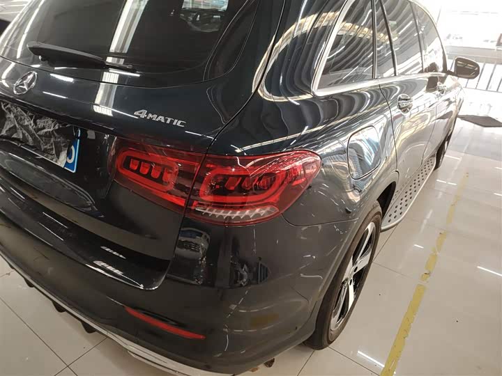 Фото 23 - Mercedes-Benz GLC-Class