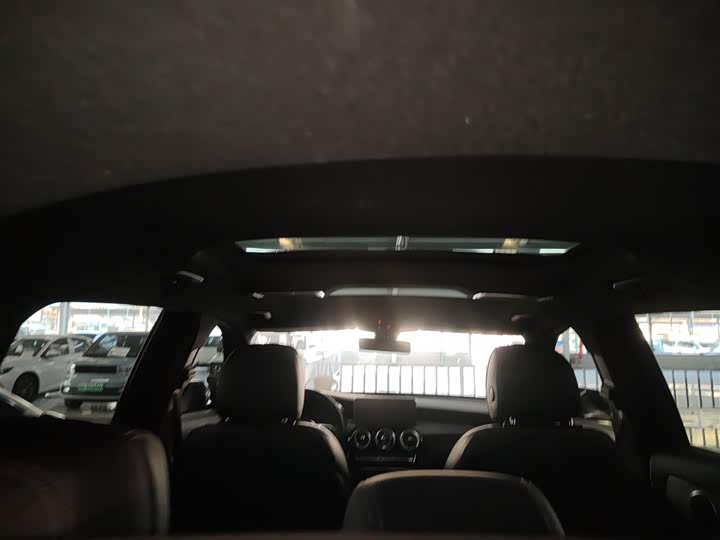 Фото 8 - Mercedes-Benz GLC-Class